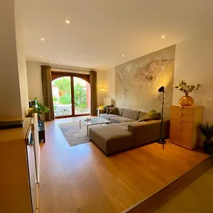 Spacious Holiday home Bruges