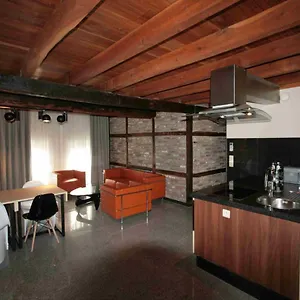 Appartement Amosa Centre Regence 10, Luik