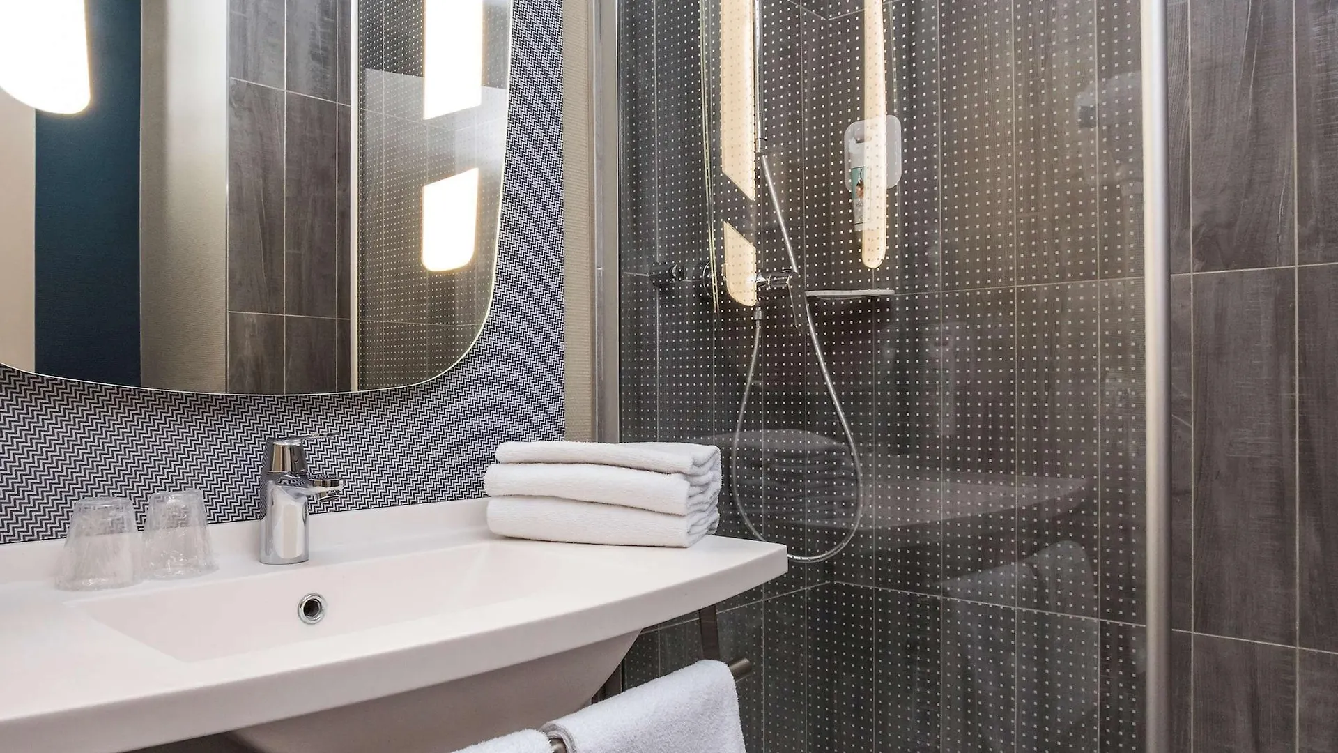 Hotel Ibis Liege Centre Opera 3*,
